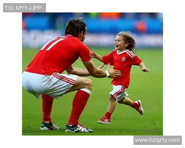 足球明星化身萌宝踢球瞬间可爱无比引发热议